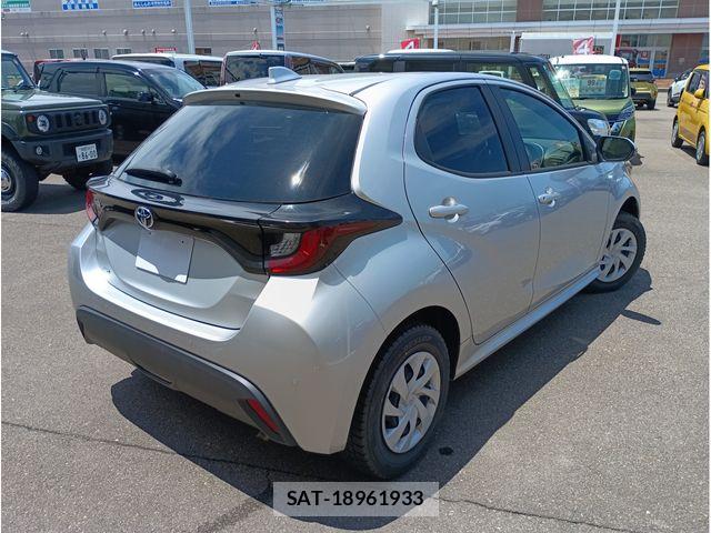 Toyota YARIS 2022-02 8076276-1