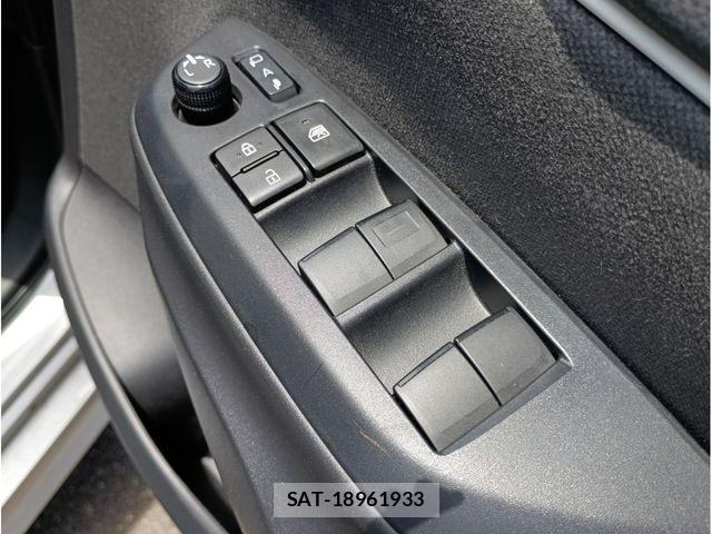 Toyota YARIS 2022-02 8076276-19