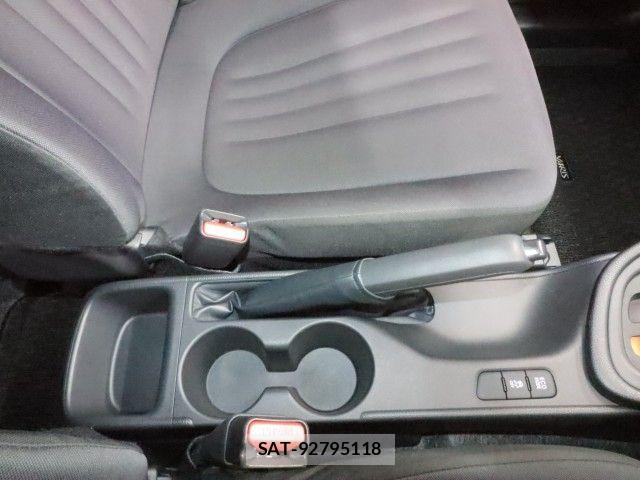 Toyota YARIS 2020-05 8076275-14