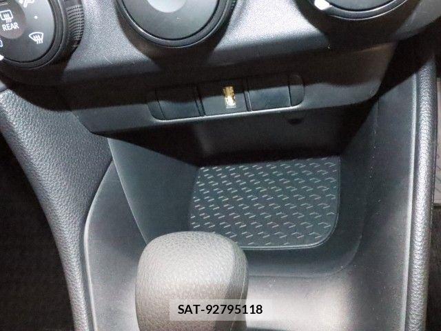 Toyota YARIS 2020-05 8076275-19