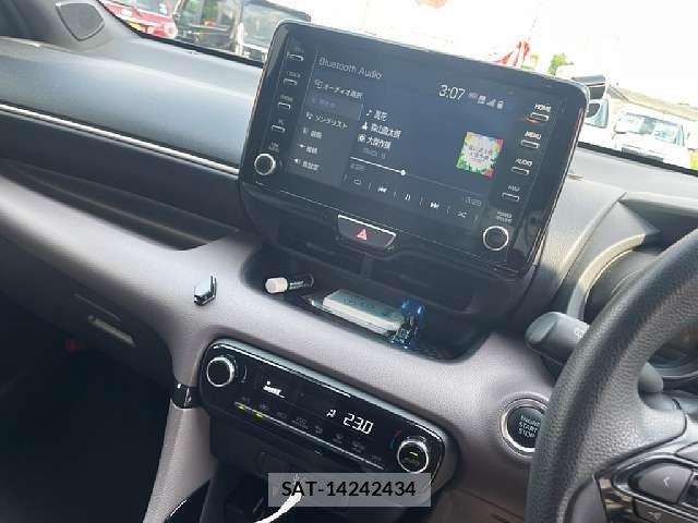 Toyota YARIS 2022-03 8076272-4