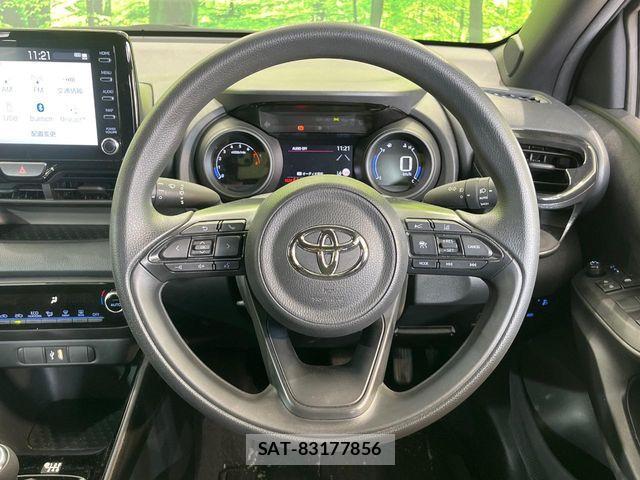 Toyota YARIS 2023-11 8076270-16