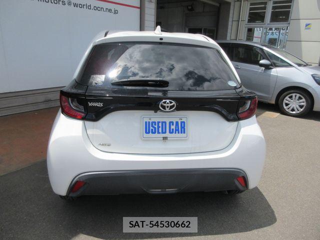Toyota YARIS 2020-06 8076277-15