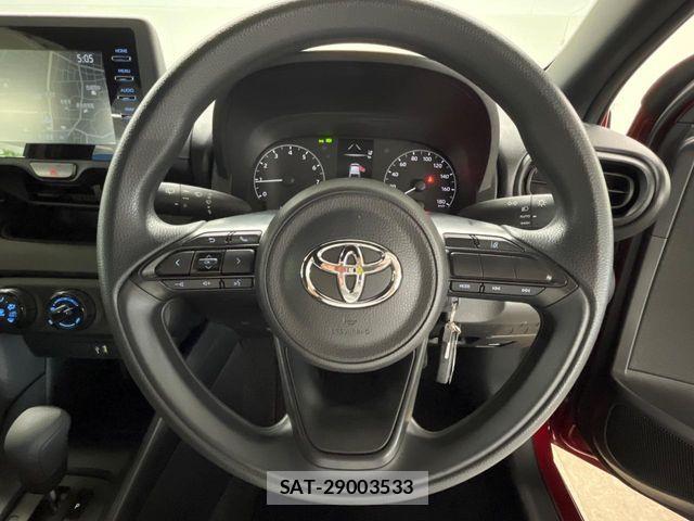 Toyota YARIS 2021-10 8076274-11