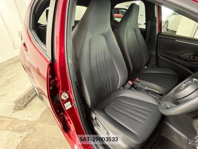 Toyota YARIS 2021-10 8076274-6
