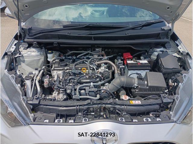 Toyota YARIS 2022-02 8102958-15