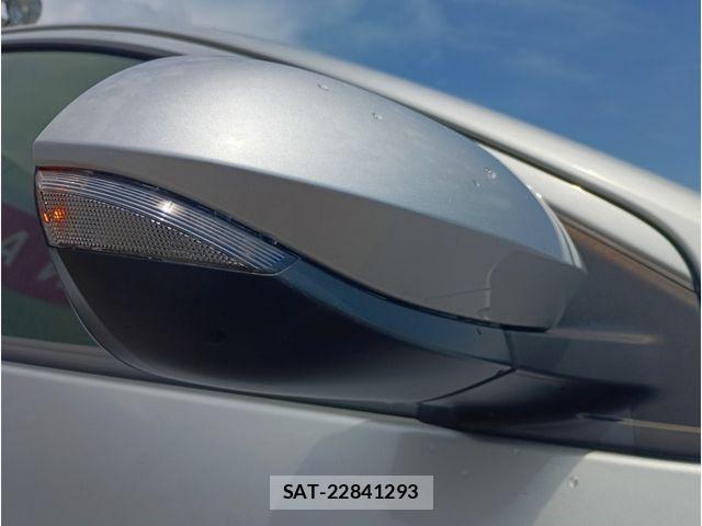Toyota YARIS 2022-02 8102958-3