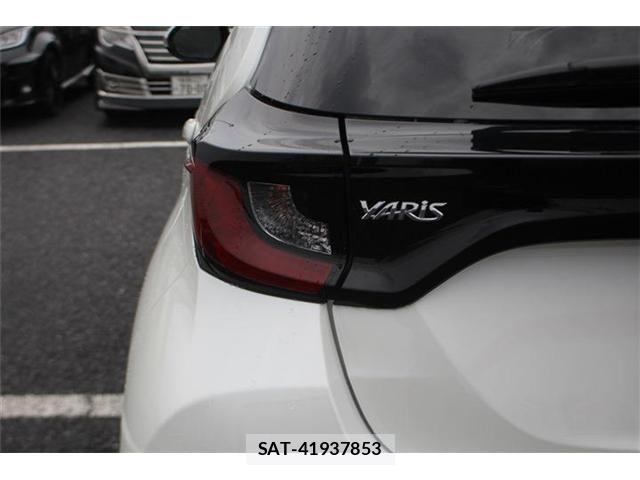 Toyota YARIS 2022-03 8102954-21