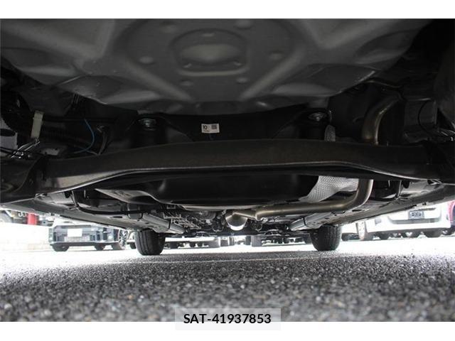 Toyota YARIS 2022-03 8102954-23
