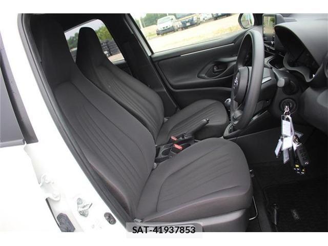 Toyota YARIS 2022-03 8102954-26