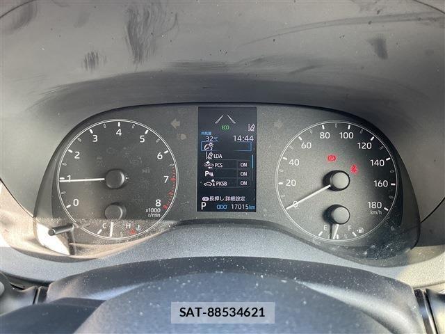Toyota YARIS 2023-03 8102956-8
