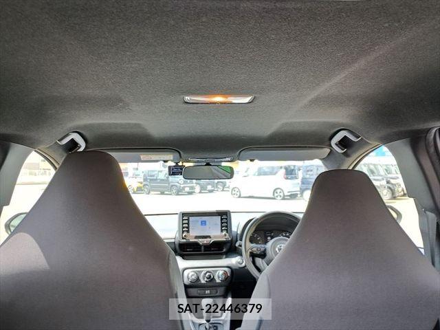 Toyota YARIS 2023-05 8102959-14