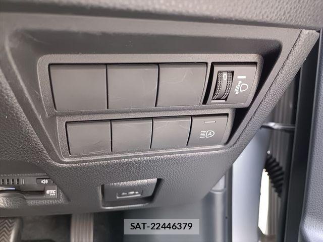 Toyota YARIS 2023-05 8102959-22