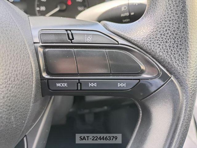 Toyota YARIS 2023-05 8102959-24