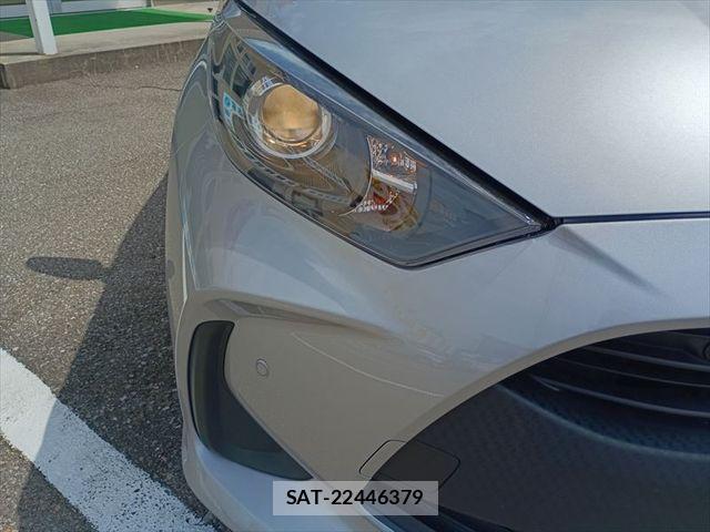 Toyota YARIS 2023-05 8102959-3