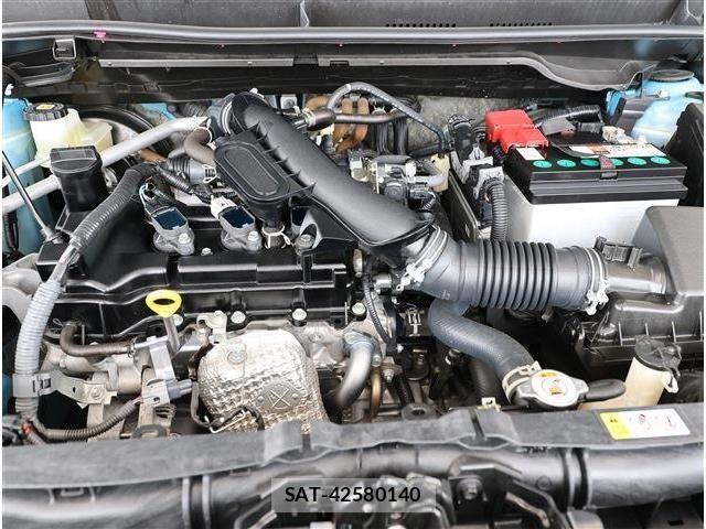 Toyota YARIS 2021-02 8102961-18