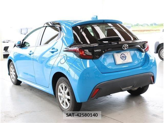 Toyota YARIS 2021-02 8102961-22