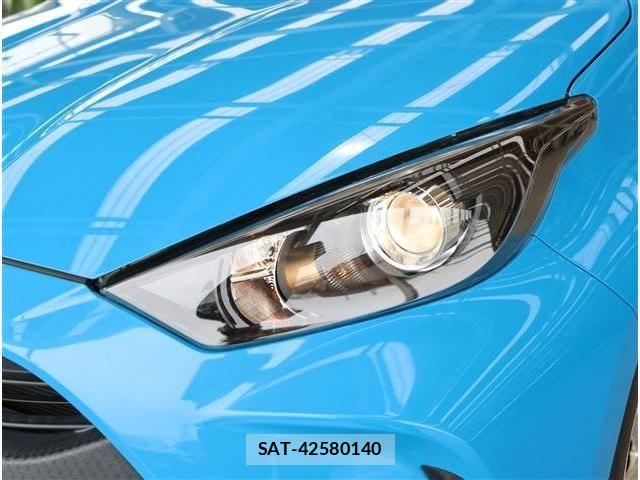 Toyota YARIS 2021-02 8102961-24