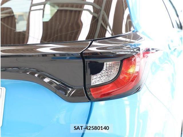 Toyota YARIS 2021-02 8102961-25