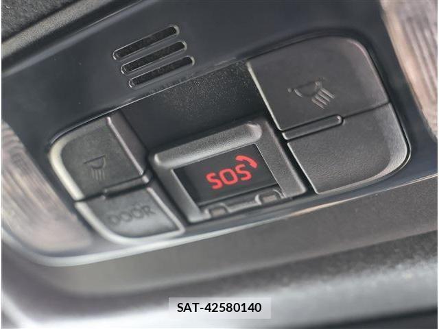 Toyota YARIS 2021-02 8102961-28
