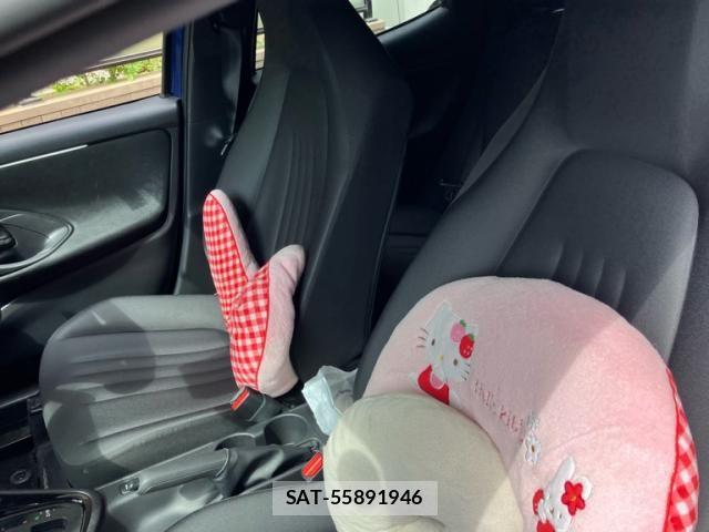 Toyota YARIS 2023-11 8102955-12