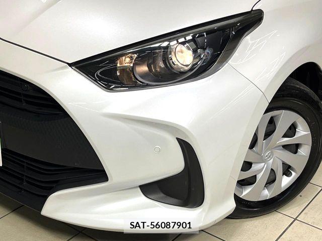 Toyota YARIS 2023-07 8147084-12