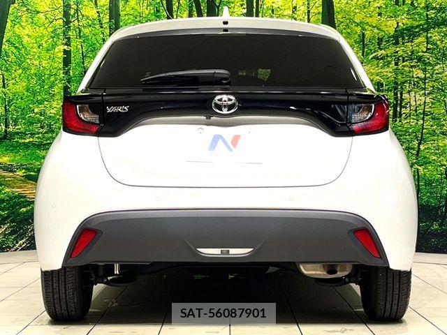 Toyota YARIS 2023-07 8147084-15