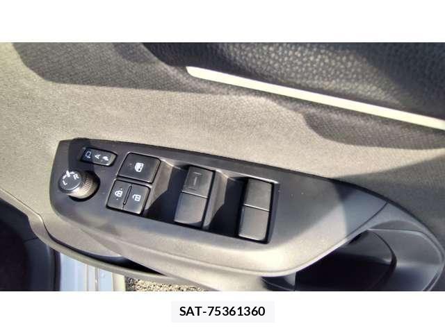 Toyota YARIS 2021-04 8159594-9
