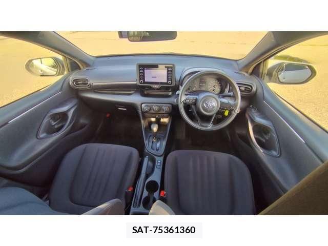 Toyota YARIS 2021-04 8159594-10