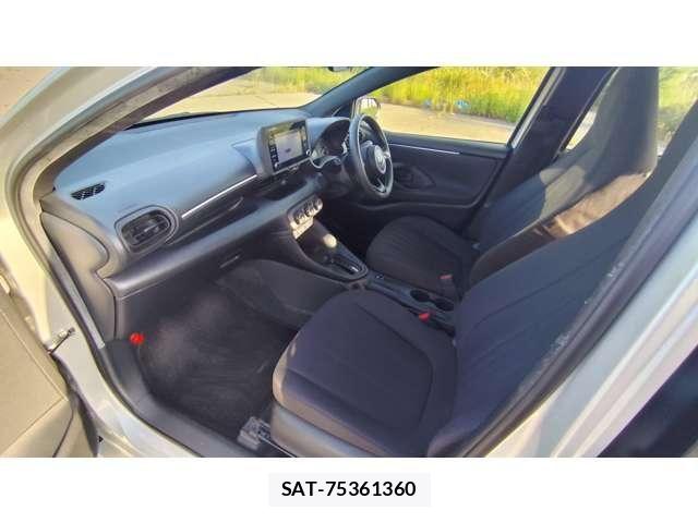 Toyota YARIS 2021-04 8159594-20