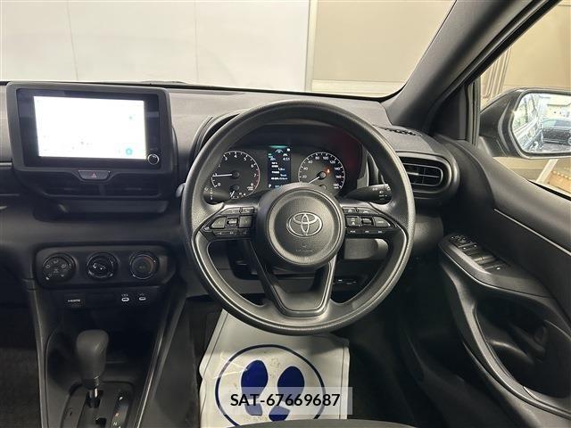 Toyota YARIS 2024-08 8159588-13