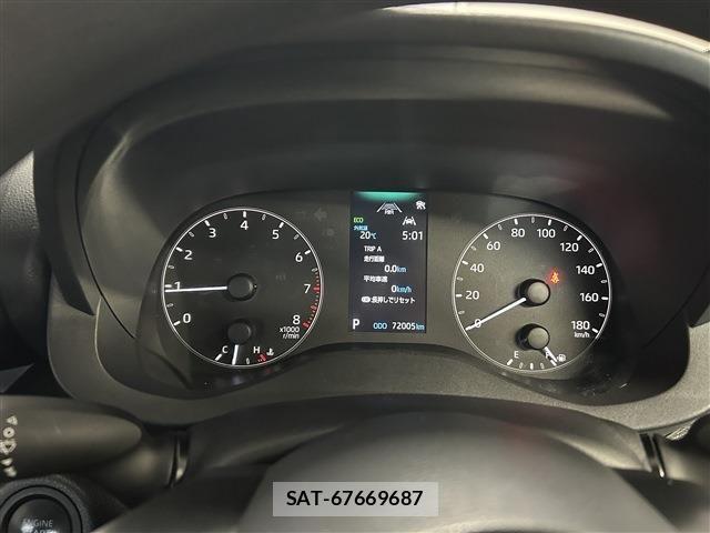 Toyota YARIS 2024-08 8159588-15