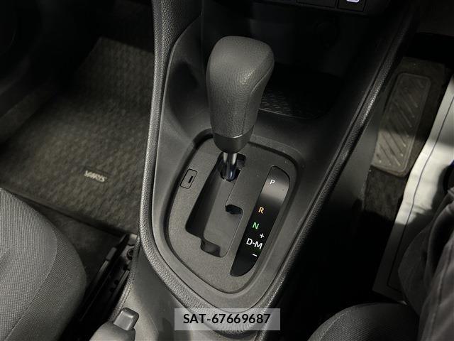 Toyota YARIS 2024-08 8159588-18