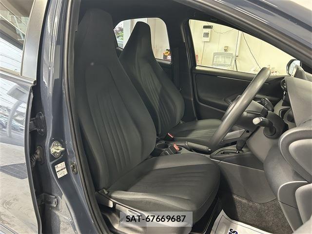 Toyota YARIS 2024-08 8159588-22