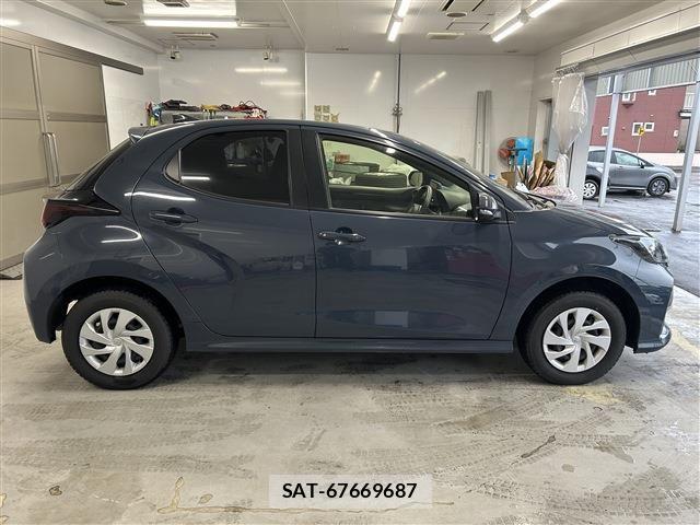 Toyota YARIS 2024-08 8159588-3