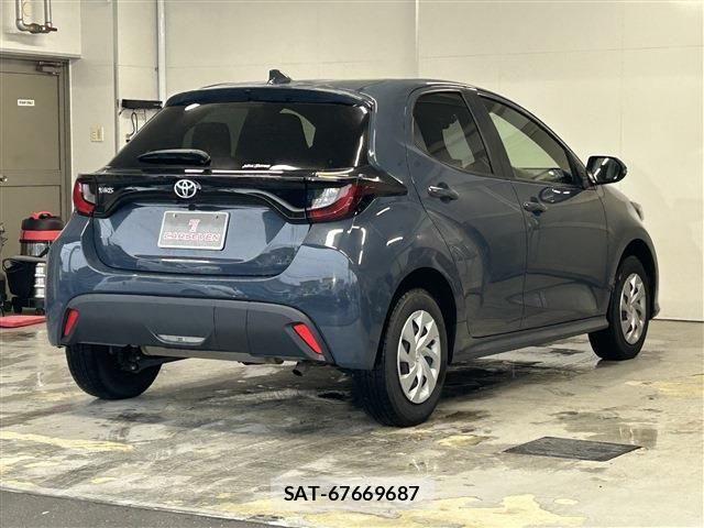 Toyota YARIS 2024-08 8159588-4