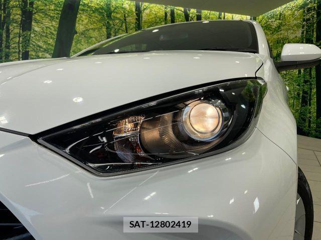 Toyota YARIS 2020-09 8159587-11