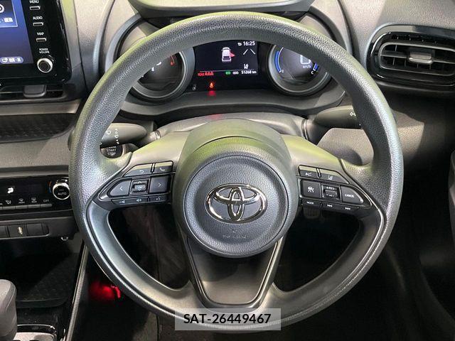 Toyota YARIS 2020-12 8211177-10