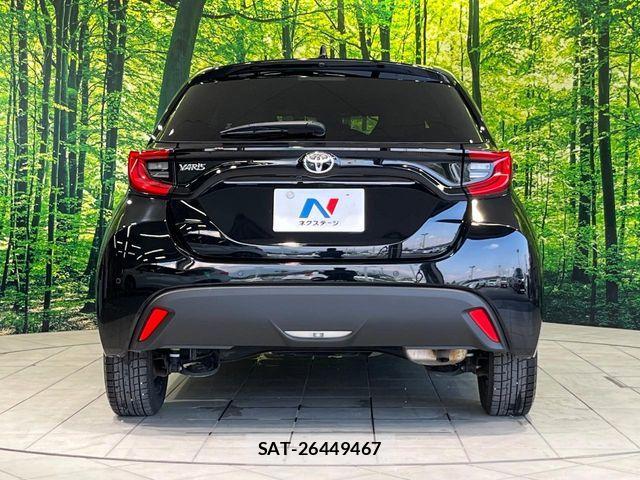 Toyota YARIS 2020-12 8211177-14