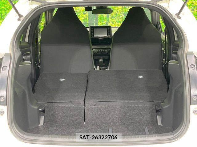 Toyota YARIS 2023-05 8211175-9