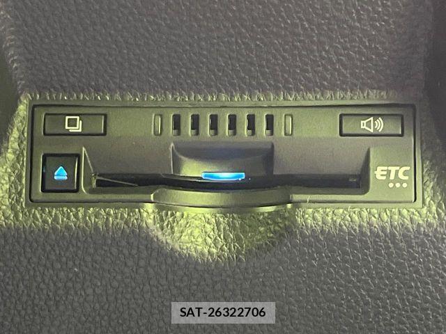 Toyota YARIS 2023-05 8211175-5