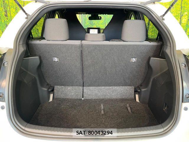 Toyota YARIS 2023-07 8211178-9