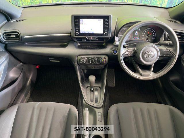 Toyota YARIS 2023-07 8211178-1