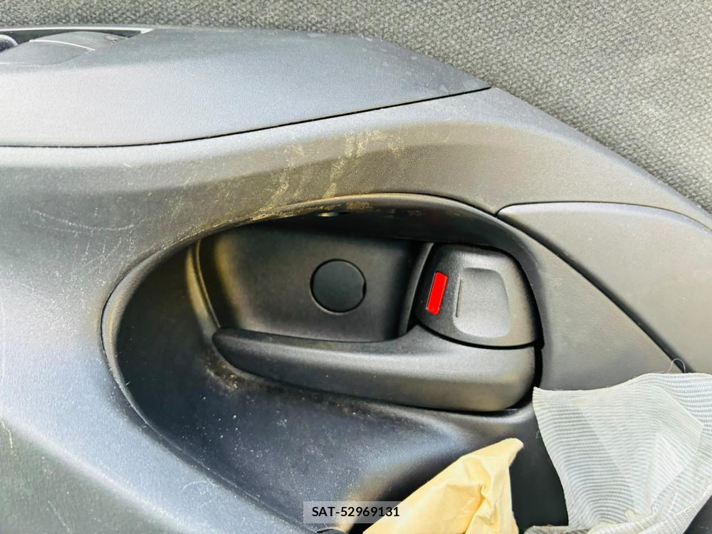 Toyota YARIS 2021-07 8144181-20
