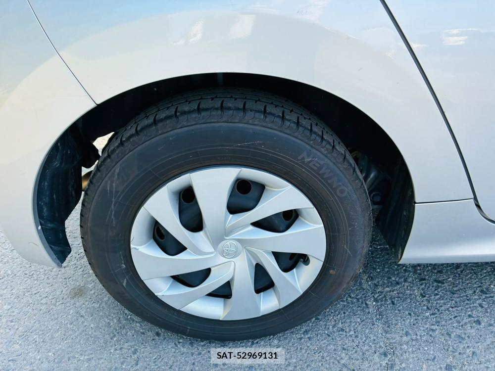 Toyota YARIS 2021-07 8144181-27