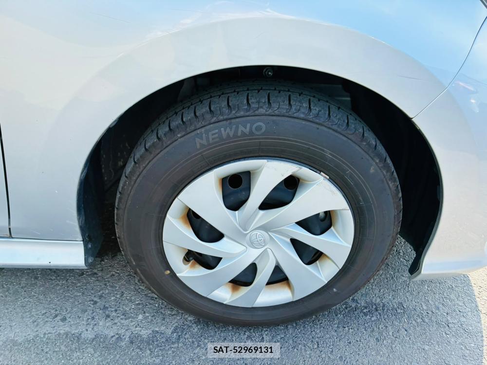 Toyota YARIS 2021-07 8144181-28