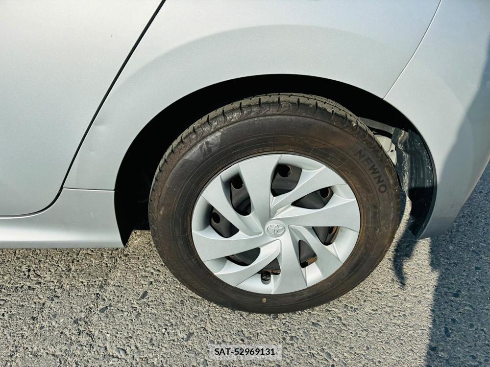 Toyota YARIS 2021-07 8144181-30