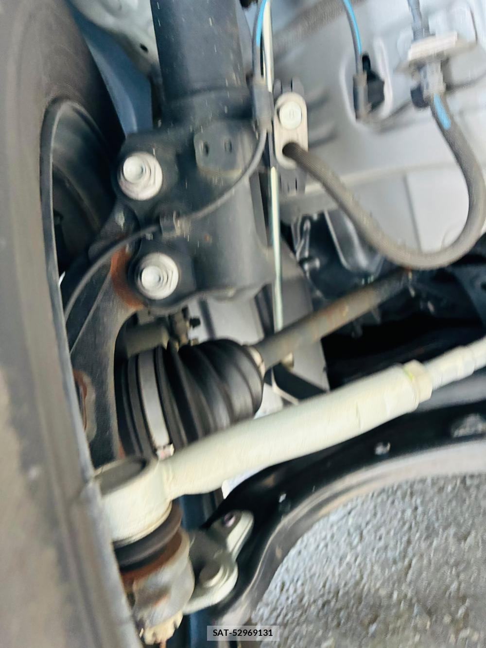 Toyota YARIS 2021-07 8144181-34