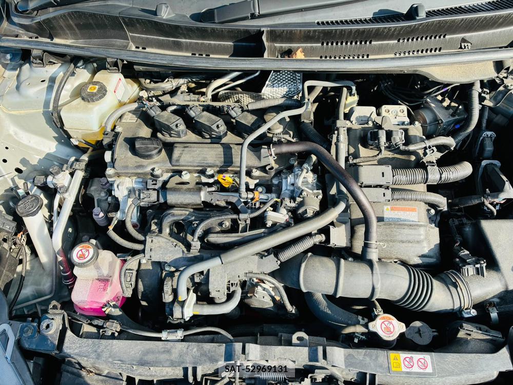 Toyota YARIS 2021-07 8144181-38
