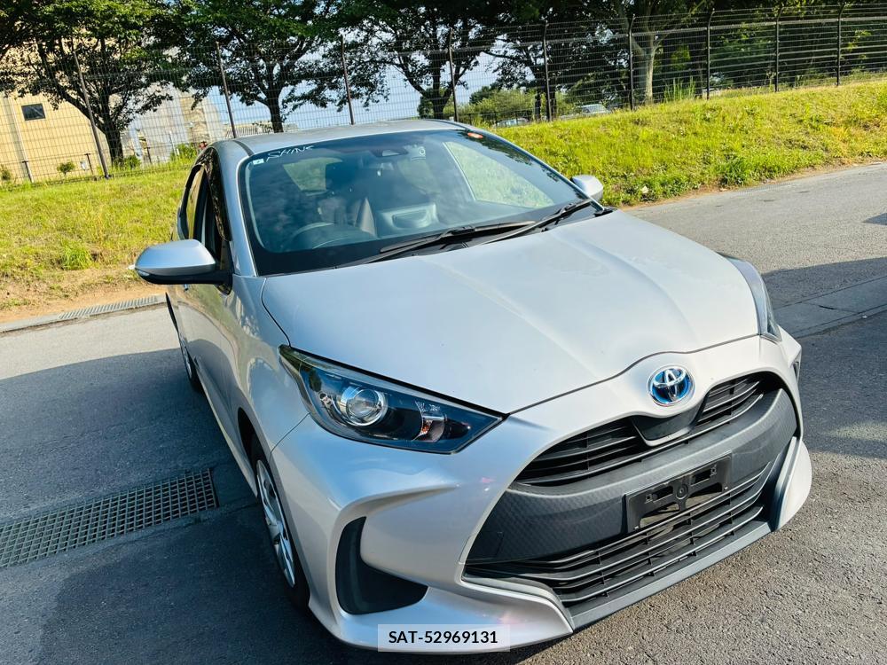 Toyota YARIS 2021-07 8144181-6
